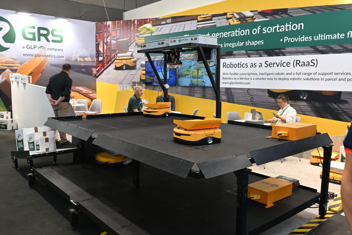 EXPO NEWS DAY 2 GRS Live Demos Its Robotic Sortation Systems