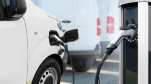 Logistics UK announces dates for electric vehicle training courses